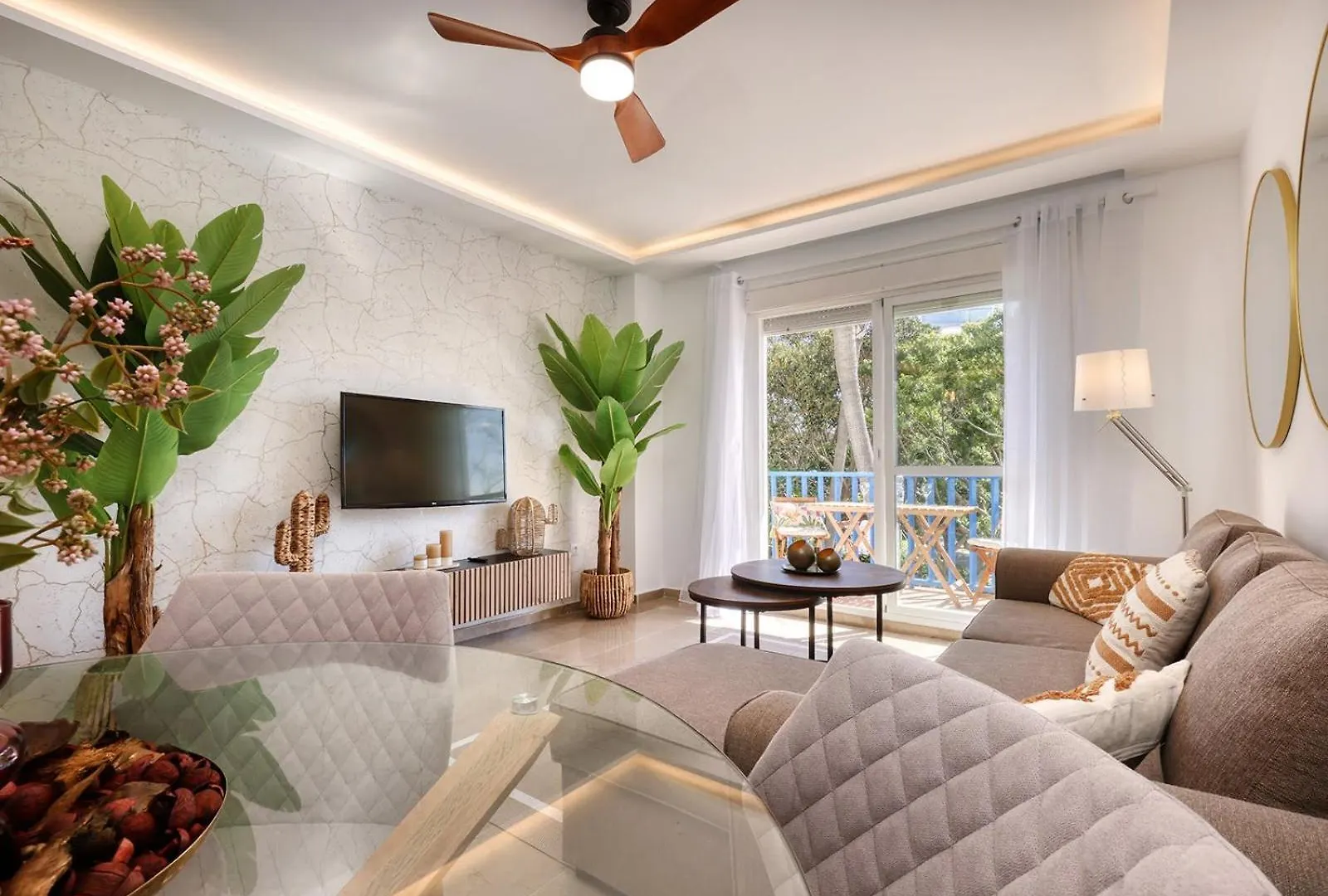 Cozy Apartment Between The Port And The Beach La Rada Estepona
