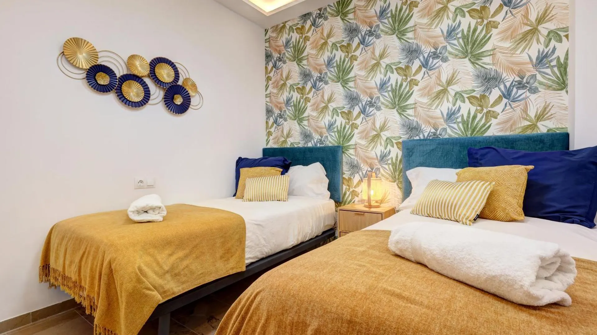 Cozy Apartment Between The Port And The Beach La Rada Estepona