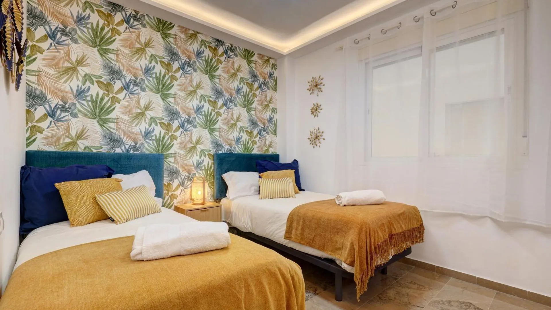 Cozy Apartment Between The Port And The Beach La Rada Estepona Spain