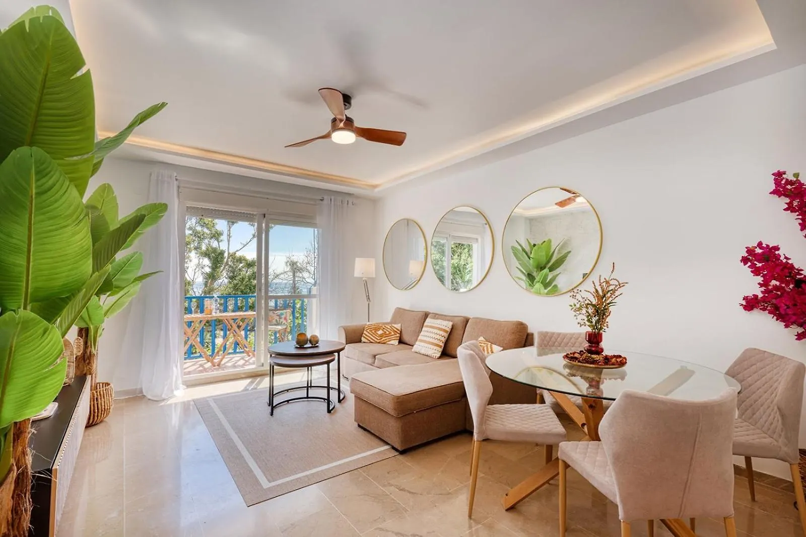 Cozy Apartment Between The Port And The Beach La Rada Estepona Spain
