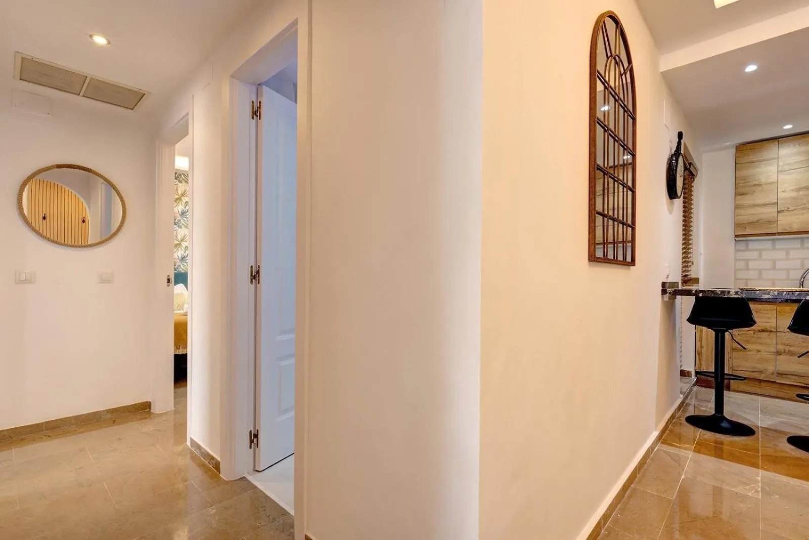 Cozy Apartment Between The Port And The Beach La Rada Estepona Spain