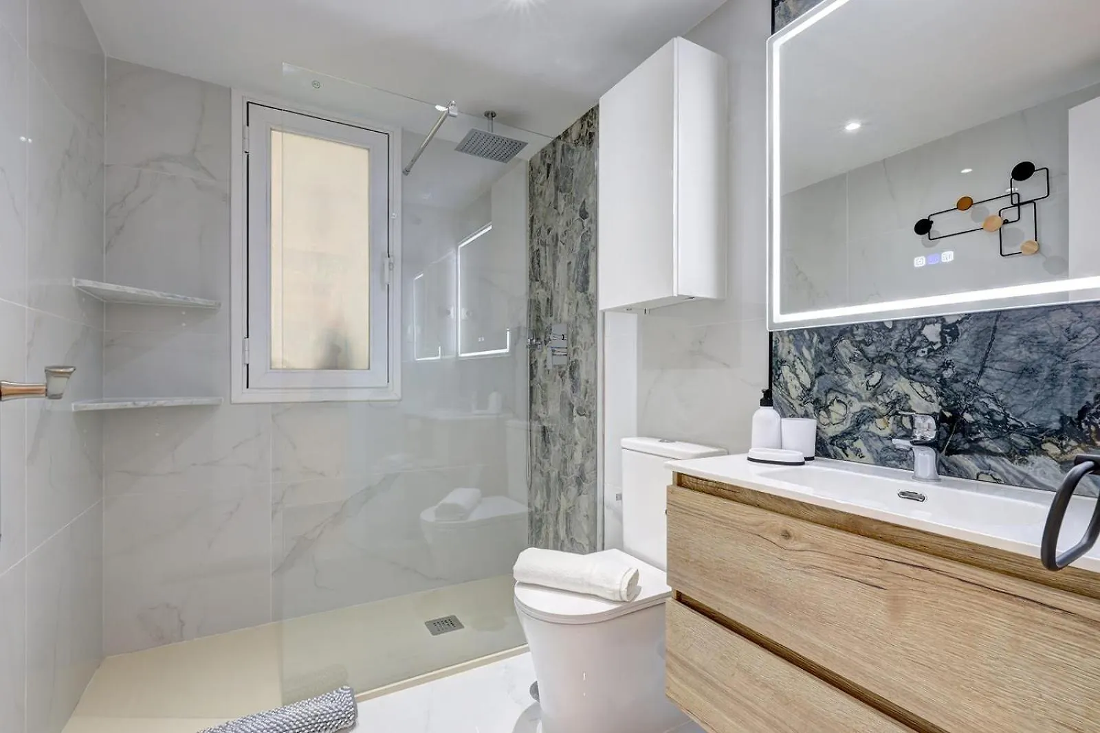 Cozy Apartment Between The Port And The Beach La Rada Estepona
