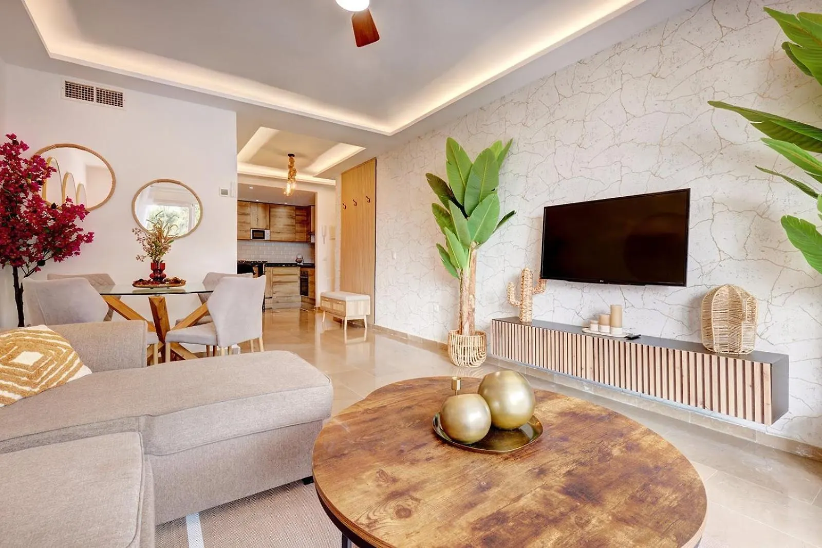 Cozy Apartment Between The Port And The Beach La Rada Estepona