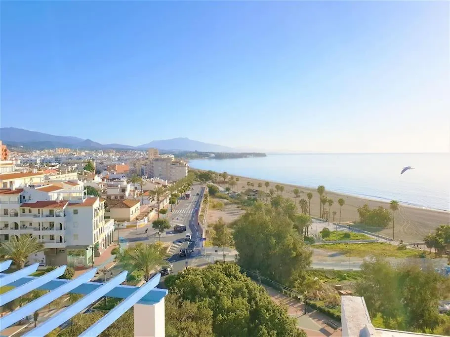 Cozy Apartment Between The Port And The Beach La Rada Estepona 0*,  Espanha