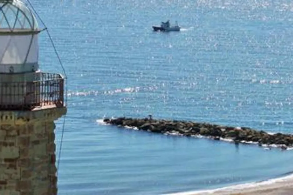Cozy Apartment Between The Port And The Beach La Rada Estepona 0*,  Espanha