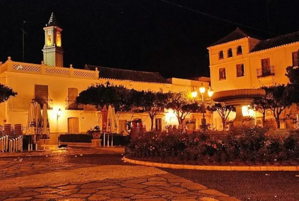 Cozy Apartment Between The Port And The Beach La Rada Estepona