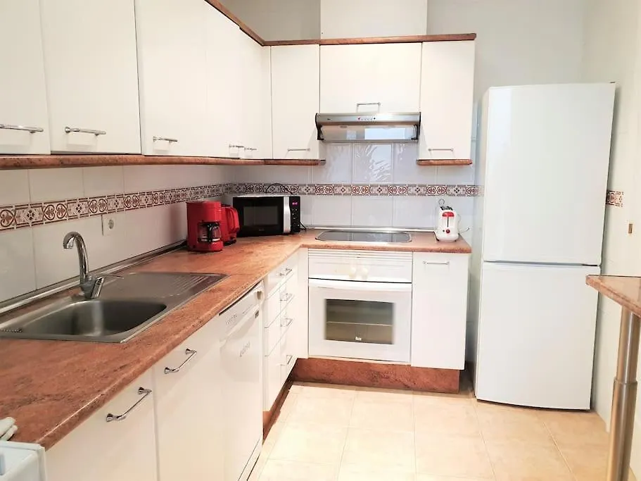 Cozy Apartment Between The Port And The Beach La Rada Estepona