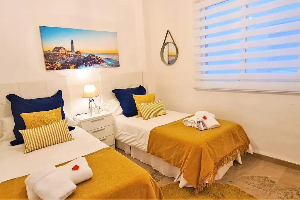 Cozy Apartment Between The Port And The Beach La Rada Estepona Espanha