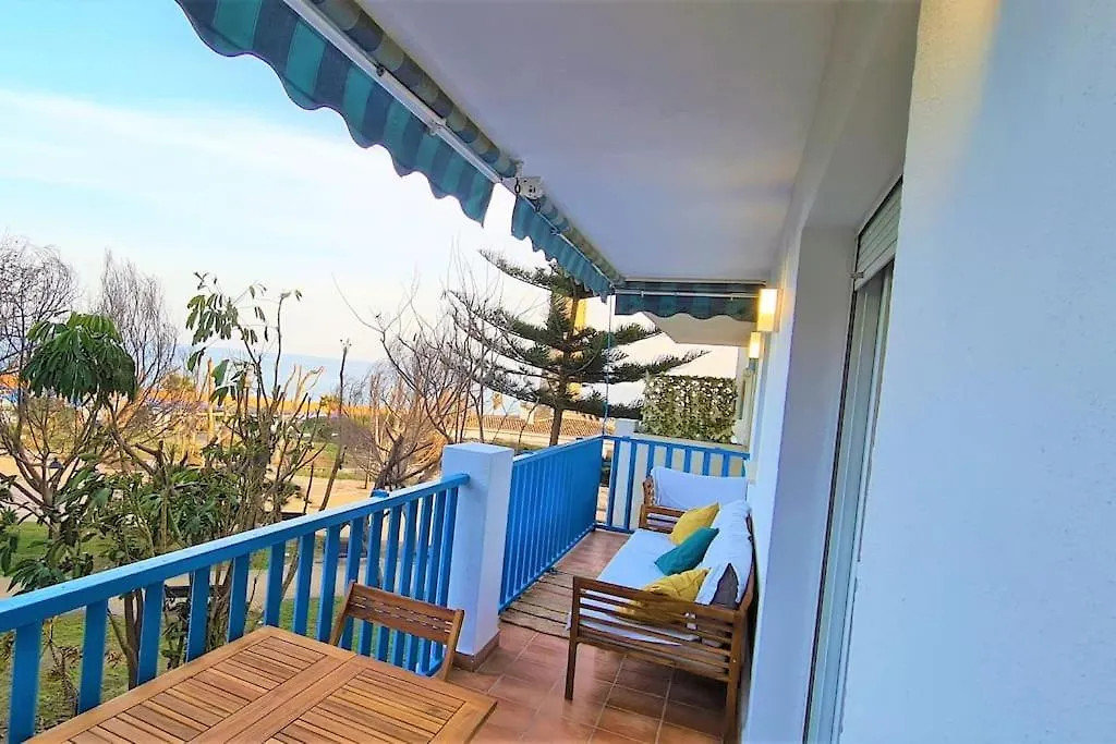Cozy Apartment Between The Port And The Beach La Rada Estepona Espanha