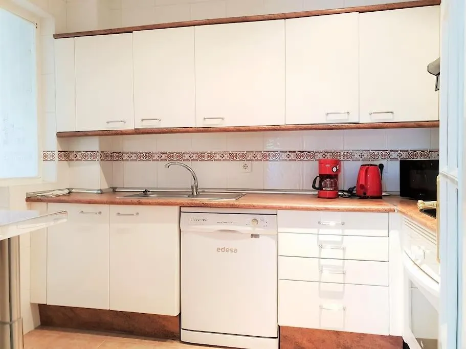 Cozy Apartment Between The Port And The Beach La Rada Estepona